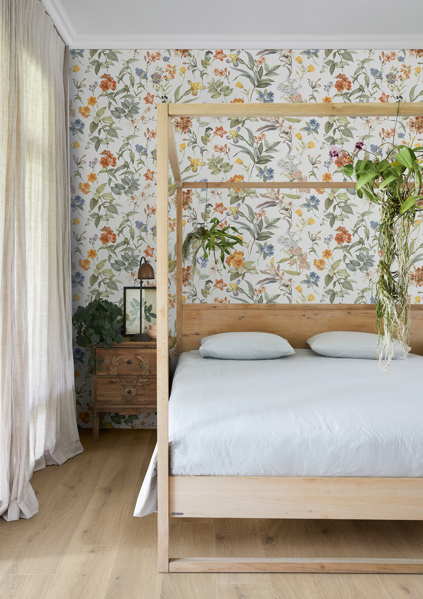 marazzi white deco 001.jpg